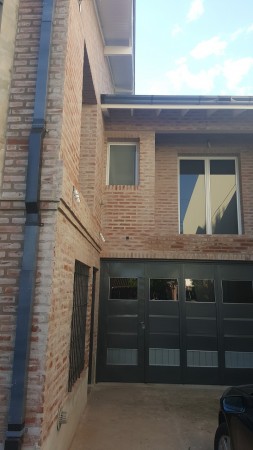 SENSACIONAL CHALET CON DETALLES A TERMINAR