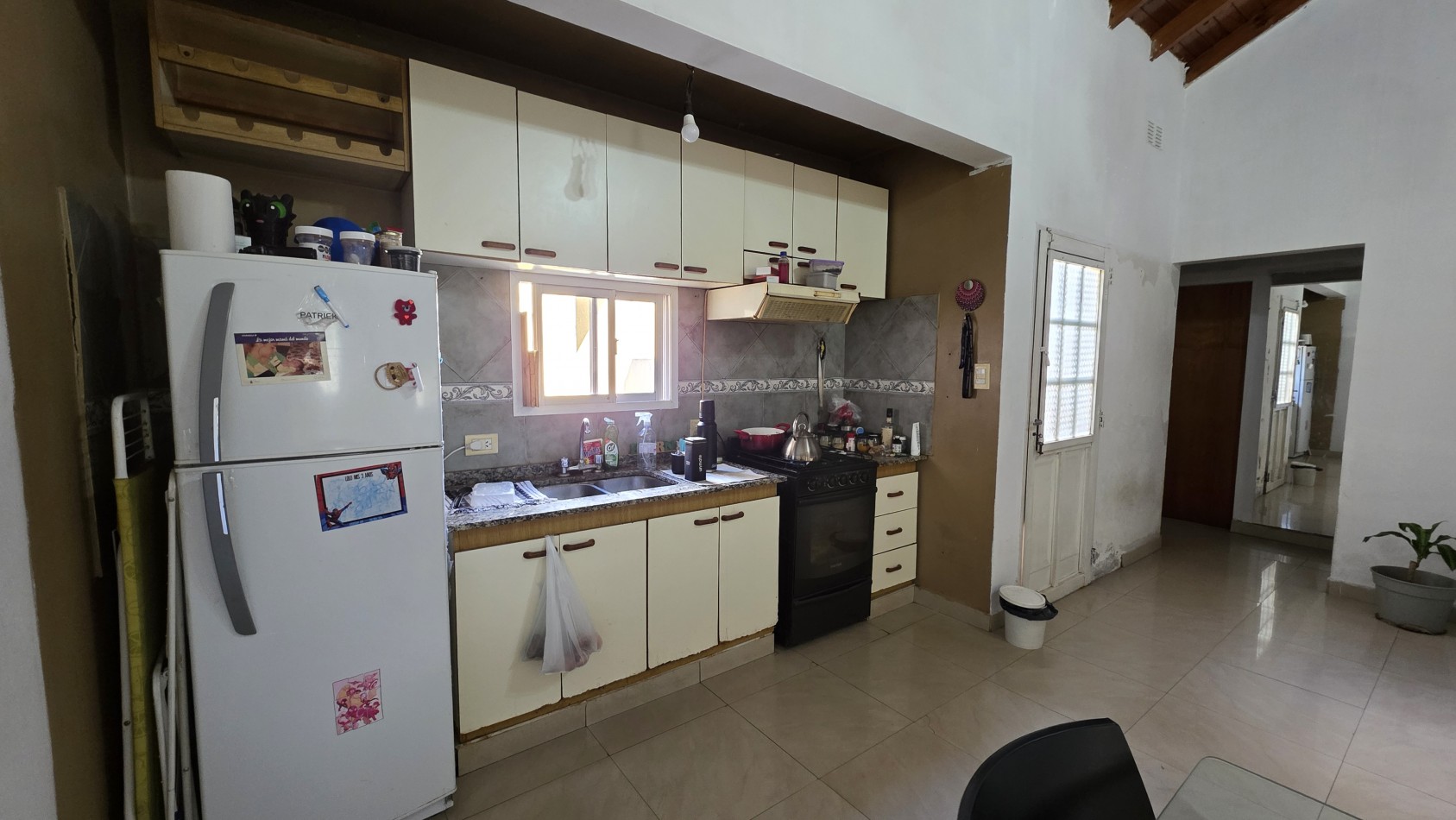 3 AMBIENTES CON COCHERA Y PATIO