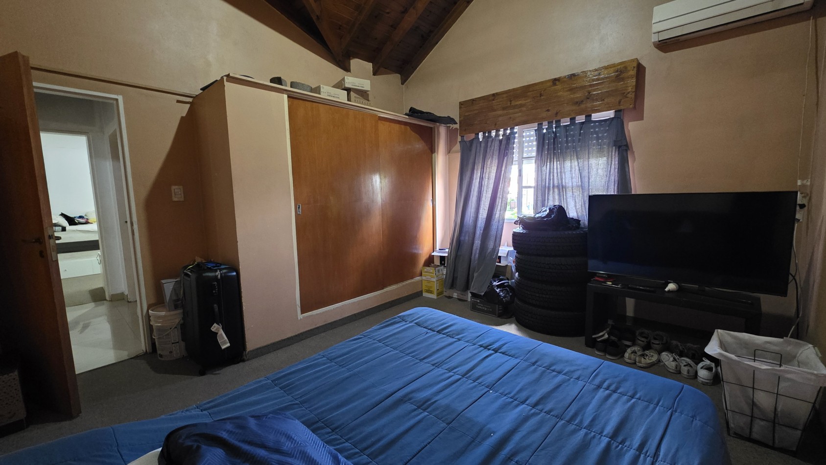 3 AMBIENTES CON COCHERA Y PATIO