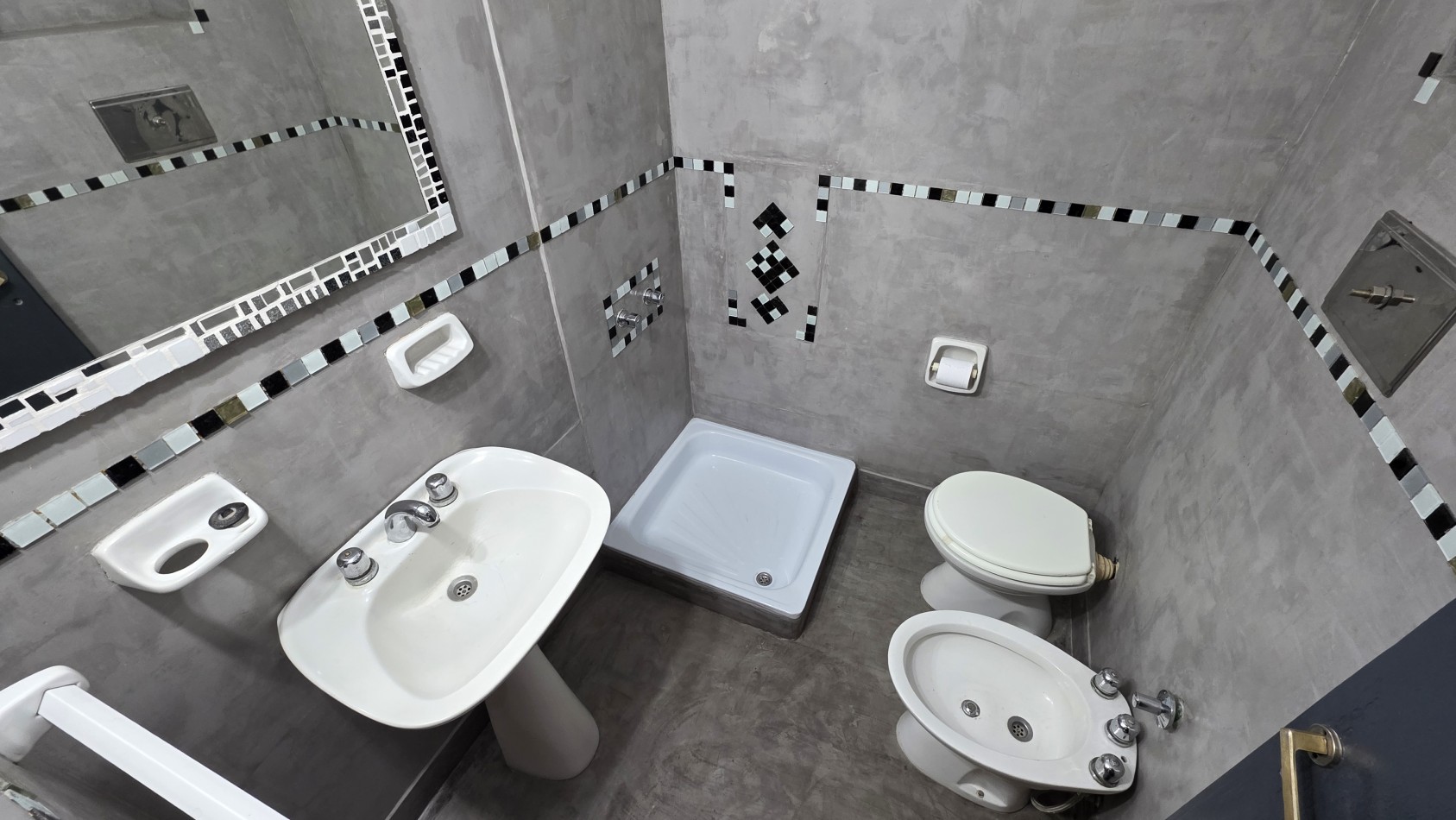 PH INTERNO 2 AMB CON 2 PATIOS