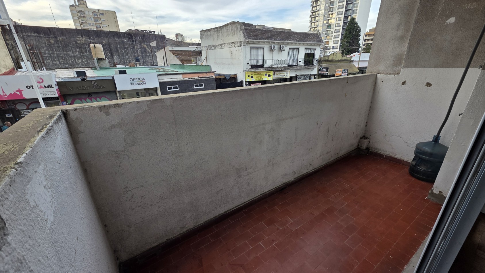 2 AMB APTO PROFESIONAL/COMERCIAL O VIVIENDA