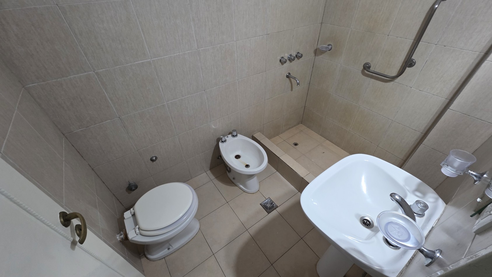 2 AMB APTO PROFESIONAL/COMERCIAL O VIVIENDA