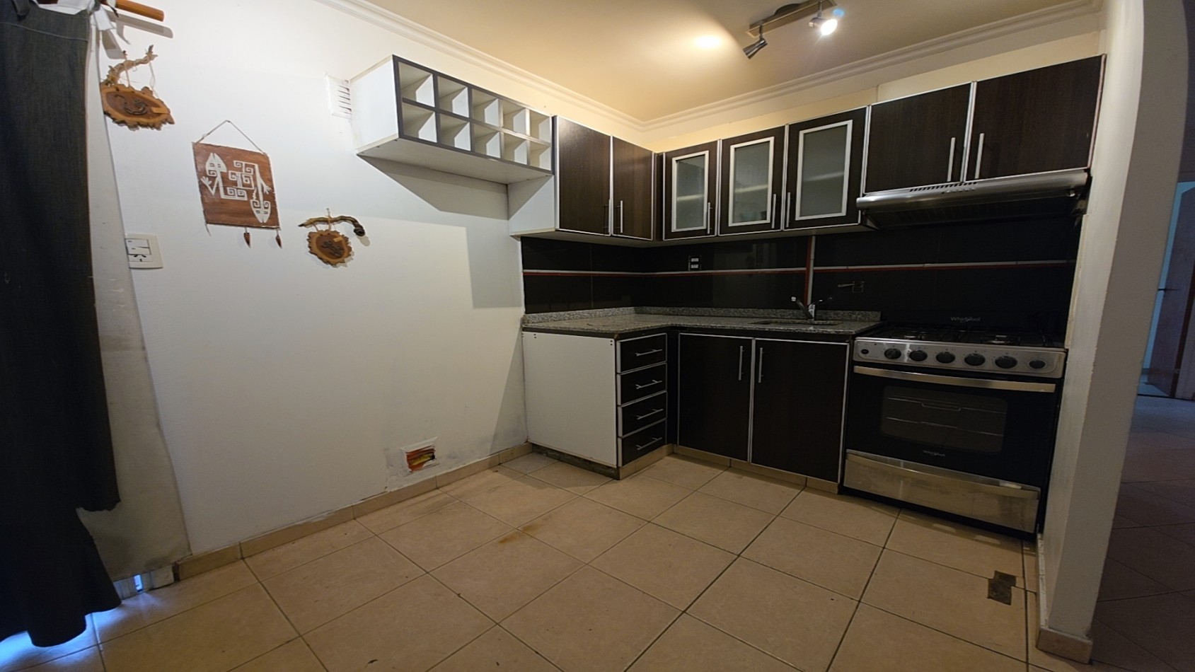 DEPARTAMENTO 4 AMBIENTES CON PATIO, SIN EXPENSAS