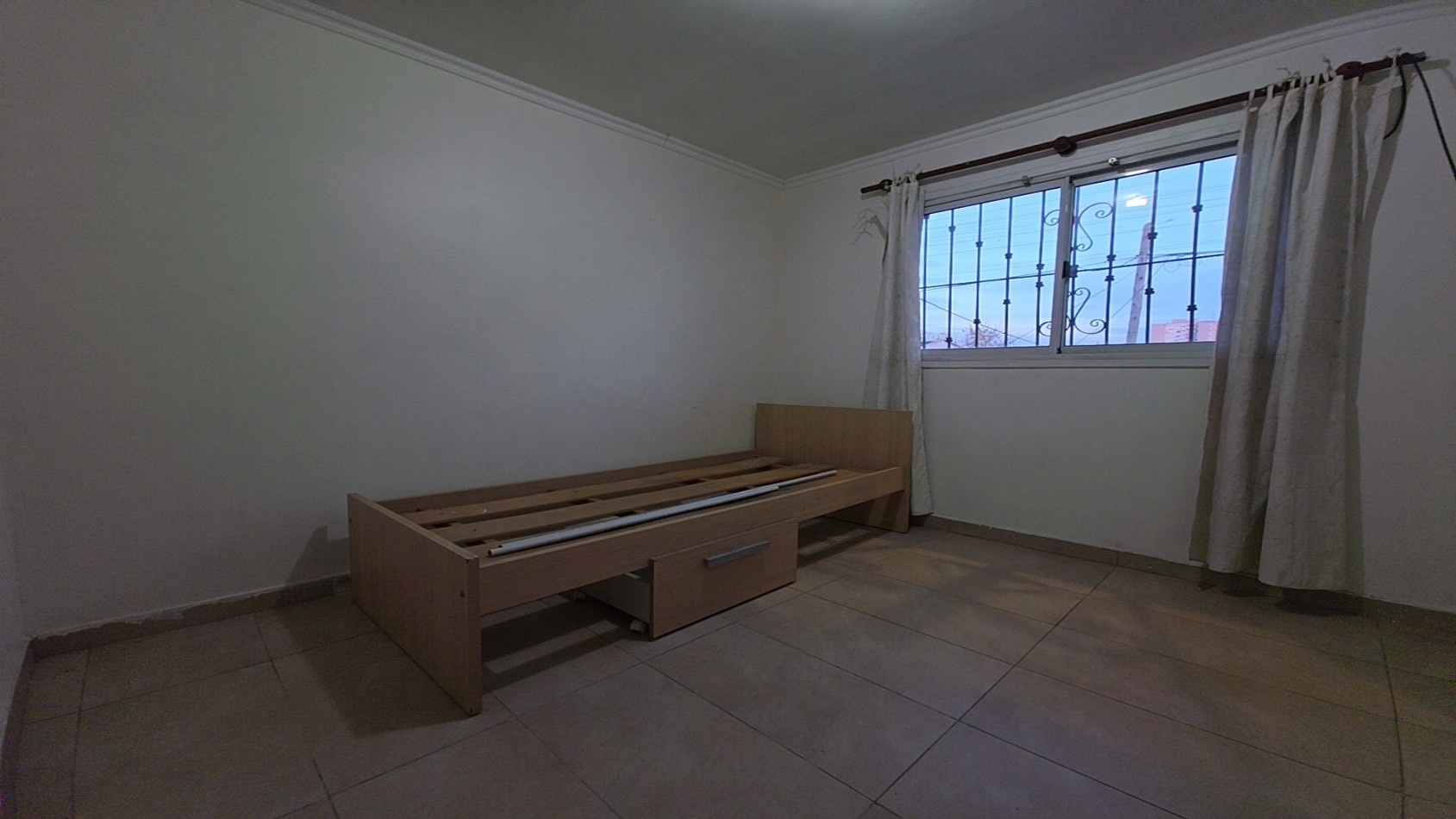 DEPARTAMENTO 4 AMBIENTES CON PATIO, SIN EXPENSAS