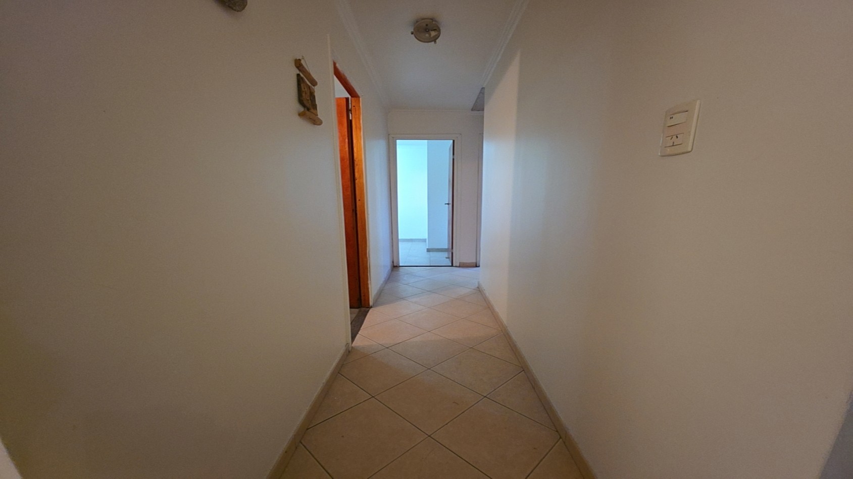 DEPARTAMENTO 4 AMBIENTES CON PATIO, SIN EXPENSAS