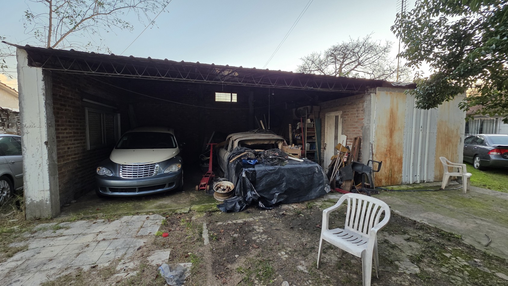 CASA CONSTRUIDA SOBRE 2 LOTES