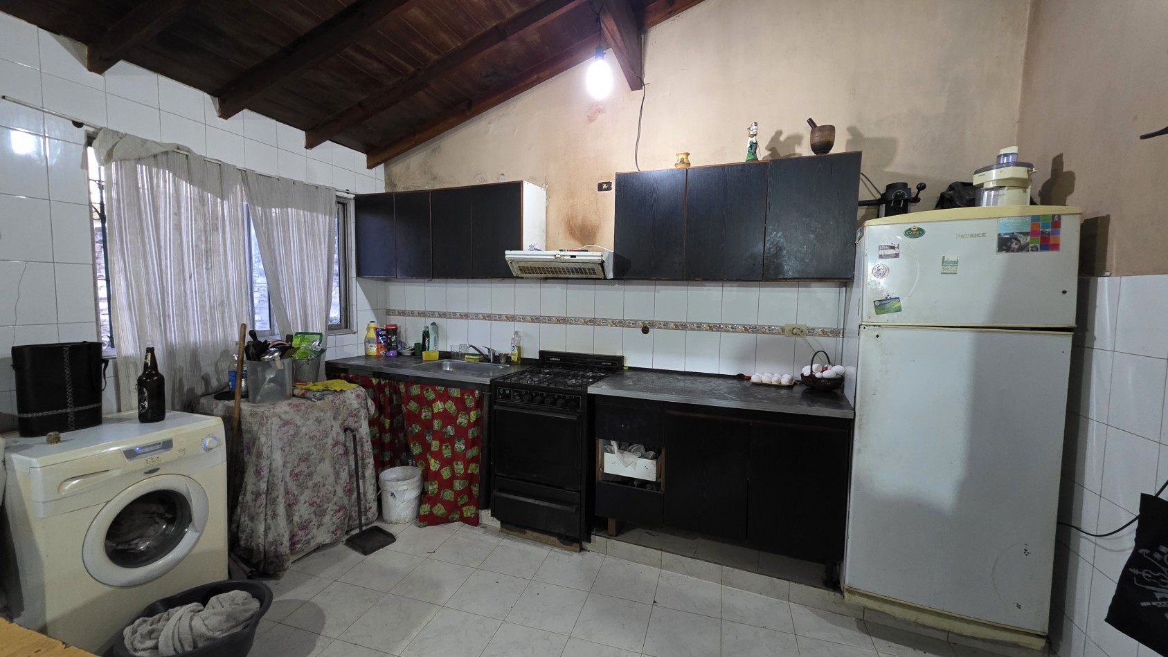CASA CONSTRUIDA SOBRE 2 LOTES