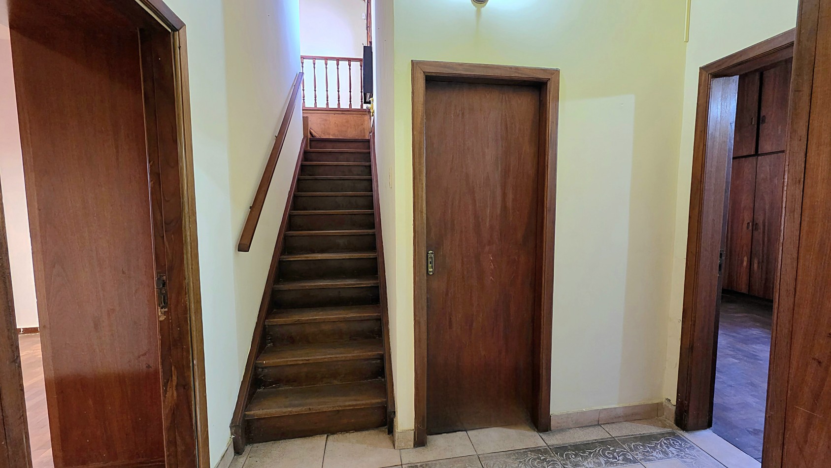 AMPLIO CHALET EN MUY BUEN BARRIO