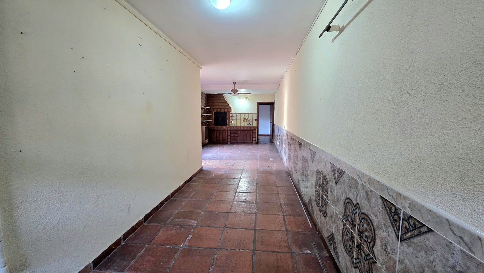 AMPLIO CHALET EN MUY BUEN BARRIO
