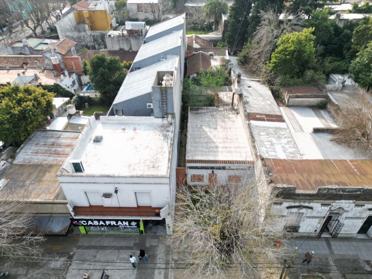 LOTE CON PROPIEDAD A DEMOLER