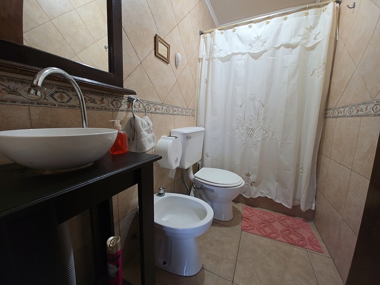 OPORTUNIDAD DE INVERSION, COMPLEJO DE 5 CABAÑAS A METROS DE LA LAGUNA + POSIBILIDAD DE CASA LINDERA