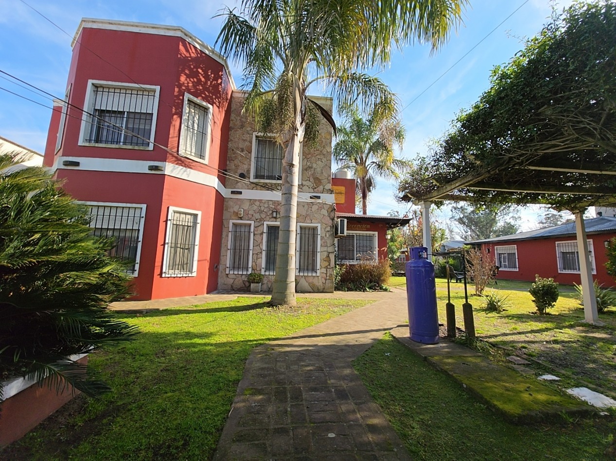 OPORTUNIDAD DE INVERSION, COMPLEJO DE 5 CABAÑAS A METROS DE LA LAGUNA + POSIBILIDAD DE CASA LINDERA