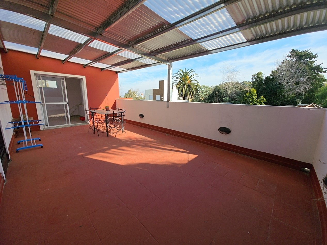 OPORTUNIDAD DE INVERSION, COMPLEJO DE 5 CABAÑAS A METROS DE LA LAGUNA + POSIBILIDAD DE CASA LINDERA