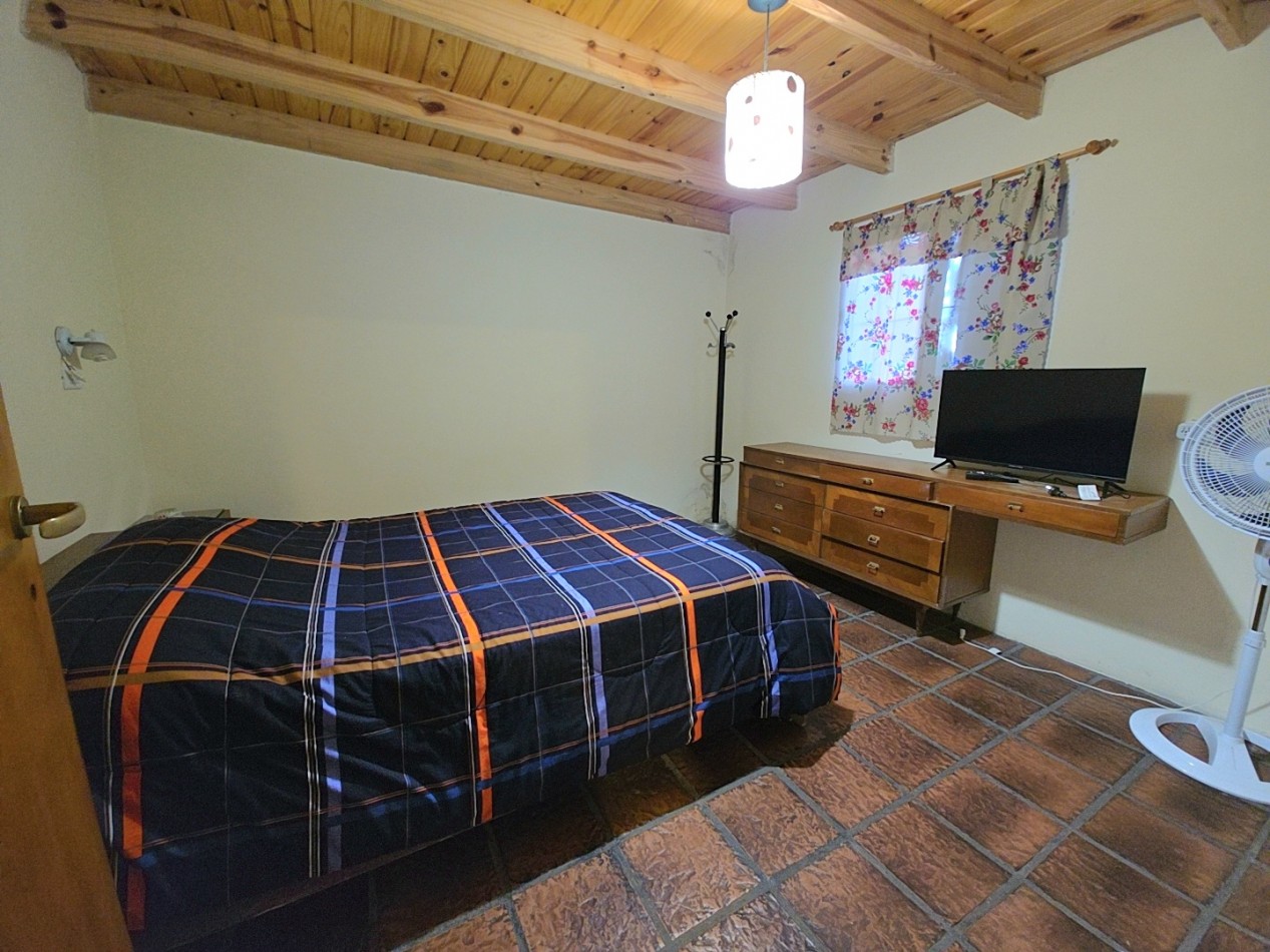 CASA EN 2 PLANTAS 5 AMBIENTES