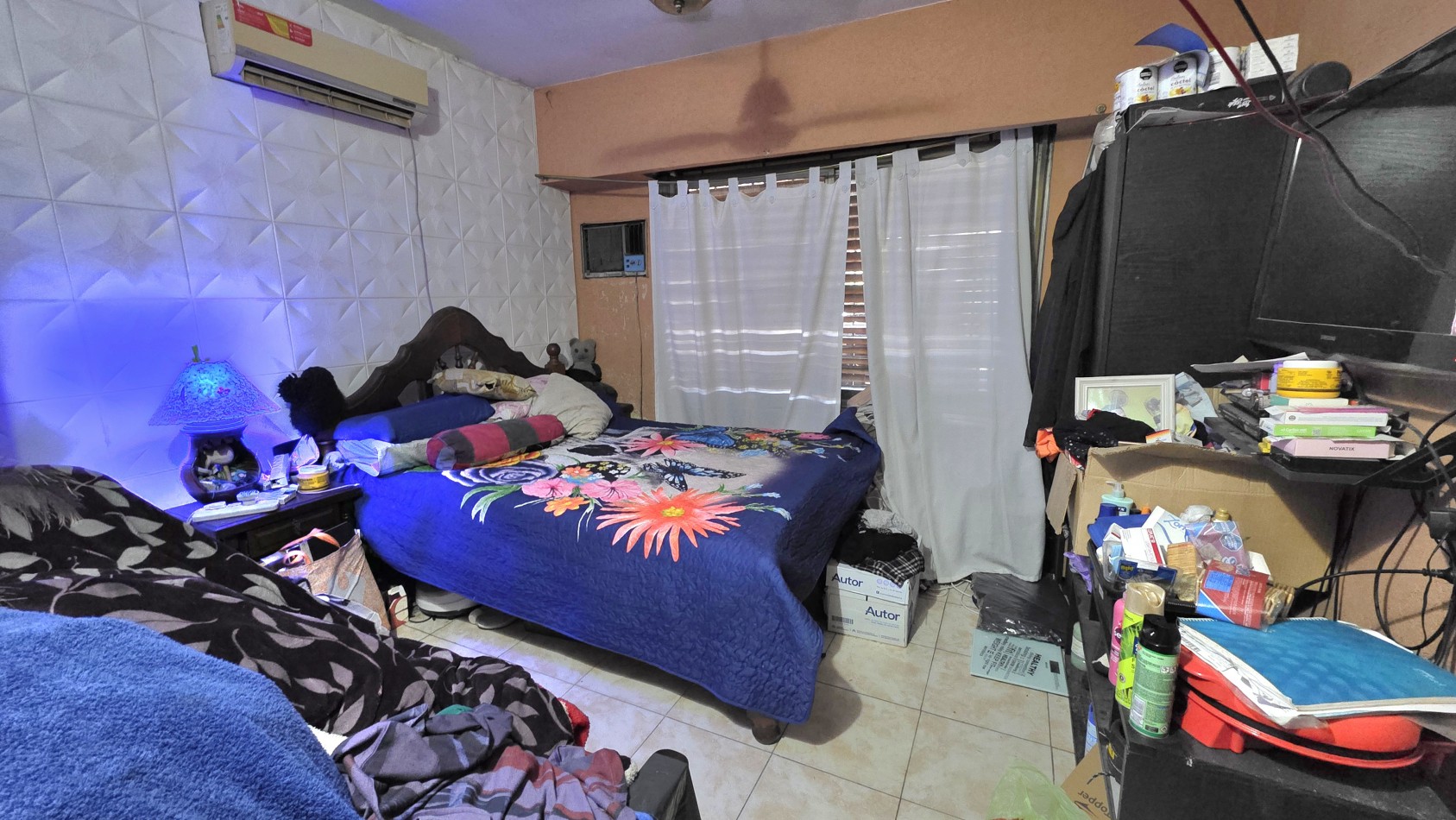 CASA + DEPARTAMENTO