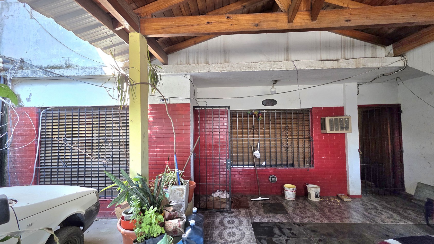 CASA + DEPARTAMENTO