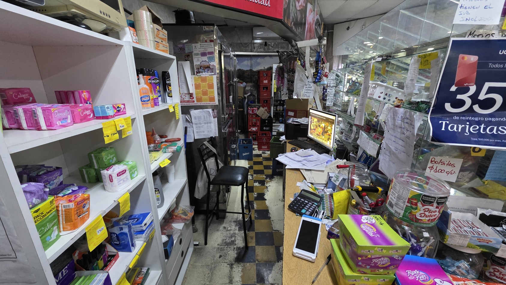 VENTA FONDO DE COMERCIO ALMACEN / SUPERMERCADO EN LOMAS DE ZAMORA | ESQUINA ESTRATEGICA | ALTO FLUJO DE VENTAS | CARTERA DE CLIENTES
