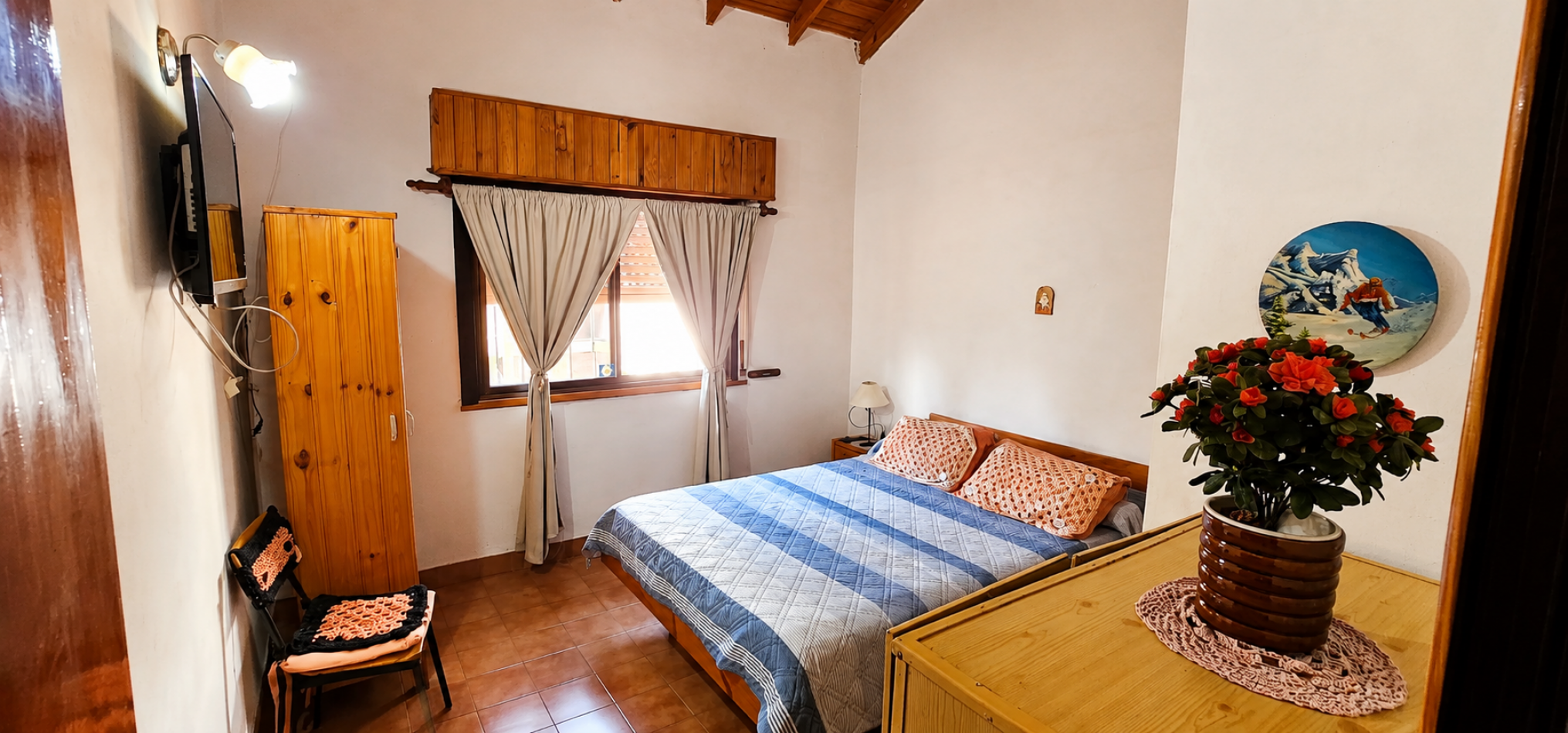 CASA EN VENTA EN LAS TONINAS A 6 CUADRAS DEL MAR - LOTE 10x40 - GAS NATURAL - GRAN POTENCIAL
