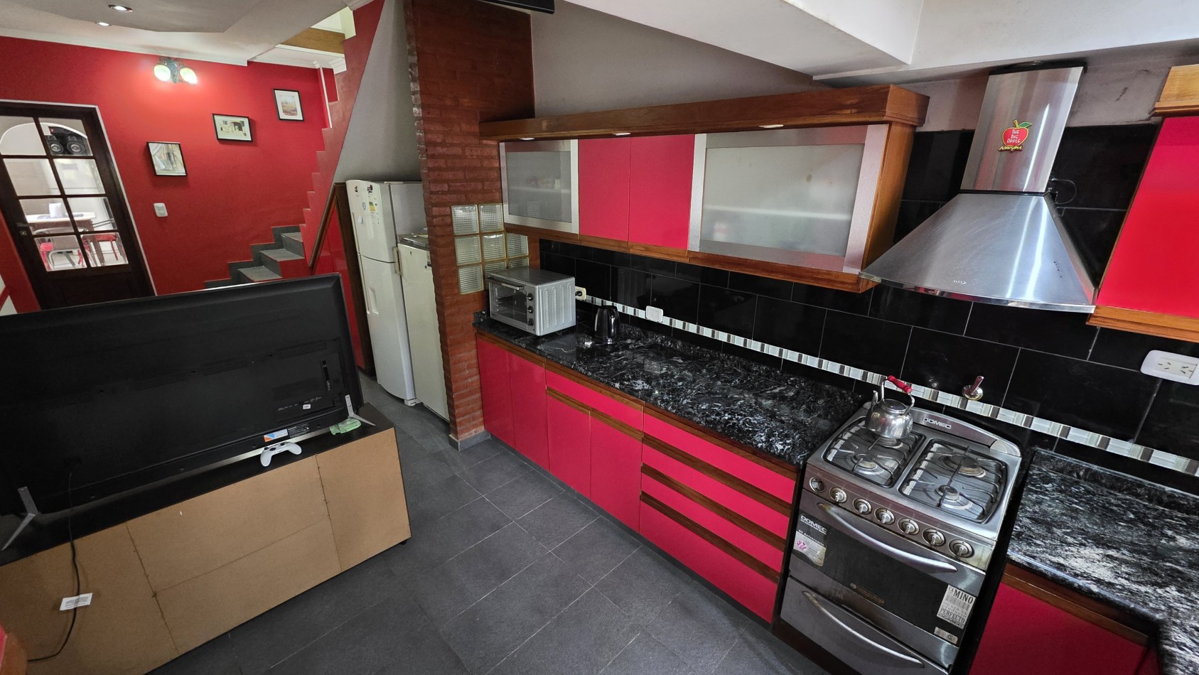 CASA 6 AMBIENTES CON PILETA