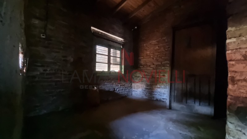 CASA A TERMINAR SOBRE LOTE PROPIO