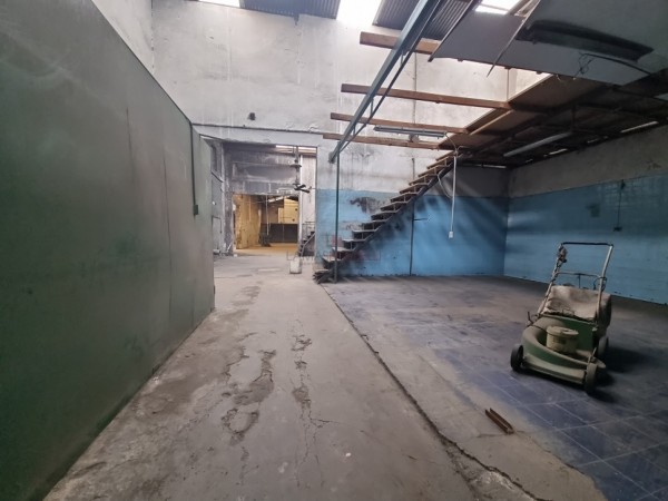 GALPON 1600m2
