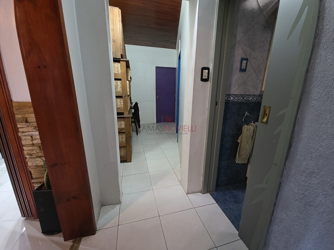 CASA 4 AMBIENTES CON FONDO Y PILETA