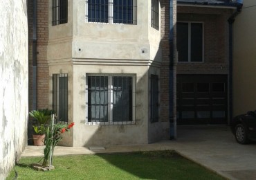 SENSACIONAL CHALET CON DETALLES A TERMINAR