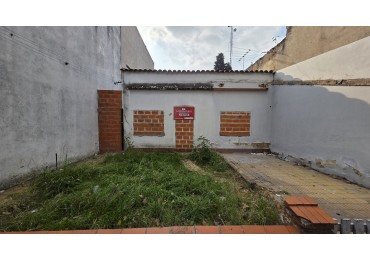 LOTE CON PROPIEDAD A DEMOLER