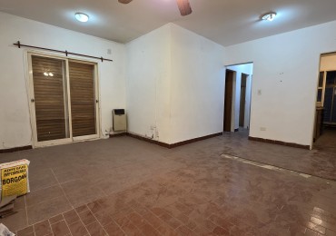 3 AMBIENTES EN LA ENTRADA AL BARRIO MUNICIPAL